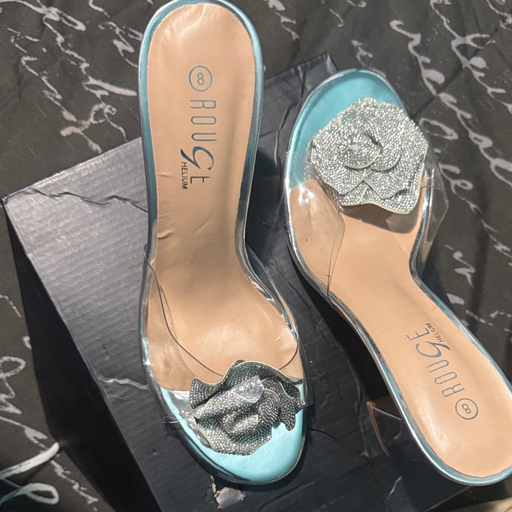Rouge Helium Blue Heels with Silver Floral Detail